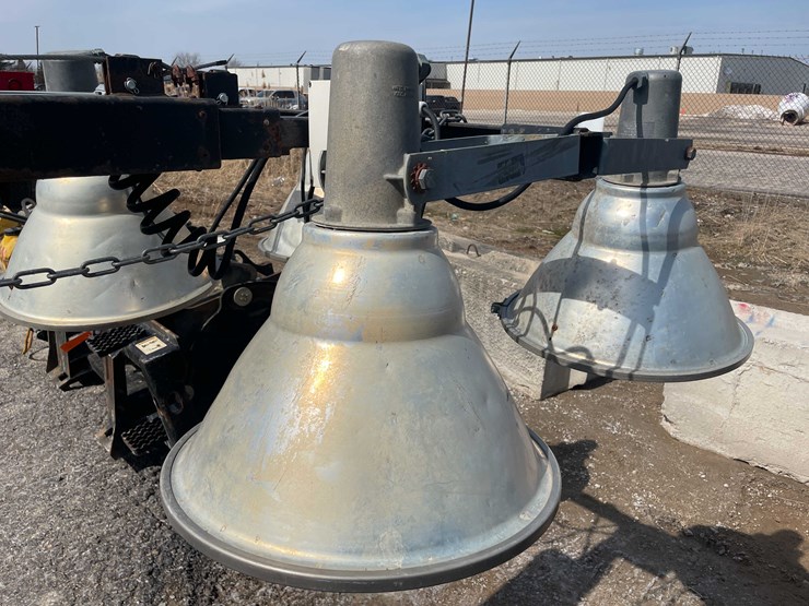 #5692-•-wacker-light-tower-image-36