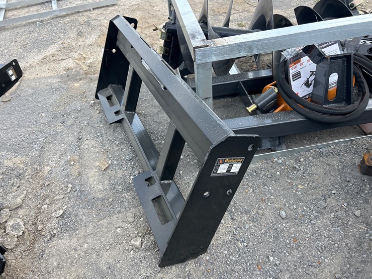 #53-•-skid-steer-pallet-fork-frame-image-2