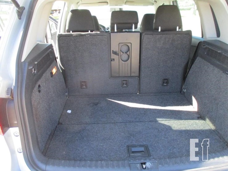 2013-volkswagen-tiguan-image-8