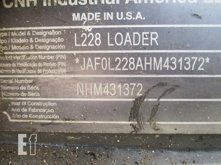 2017-new-holland-l228-image-17