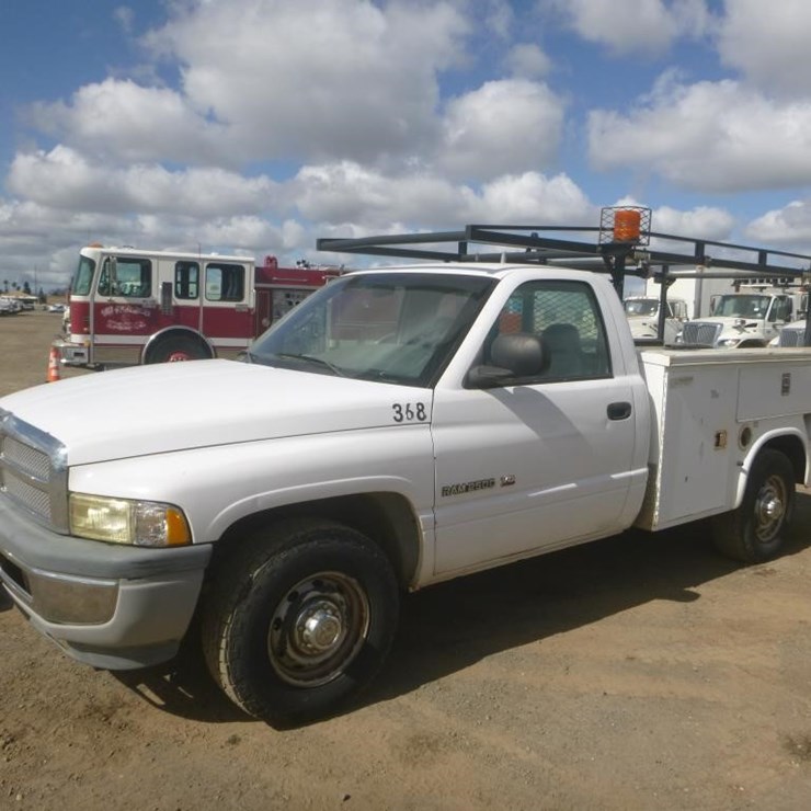 2001 DODGE RAM 2500