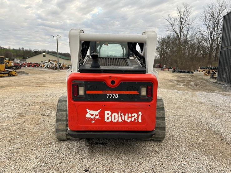 2020-bobcat-t770-image-3