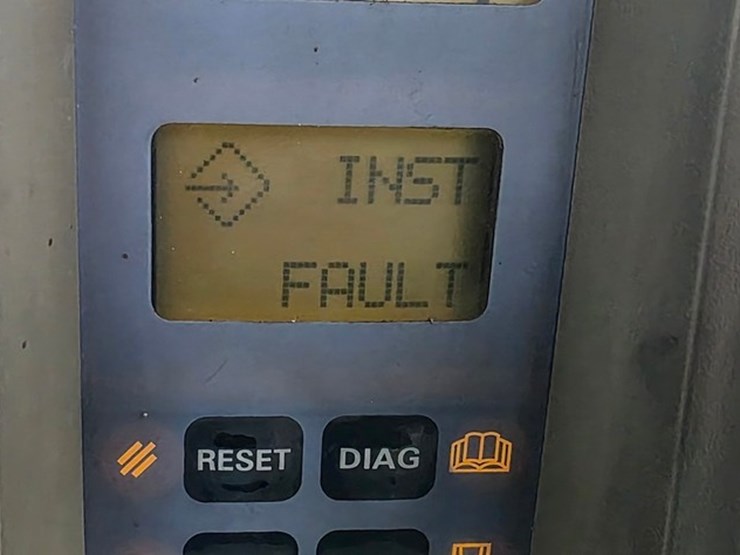 case-ih-mx220-image-61