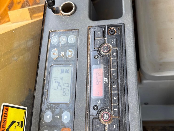 2018-caterpillar-336fl-image-29