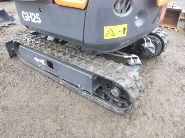 aboss-gh25-hydraulic-excavator-image-28