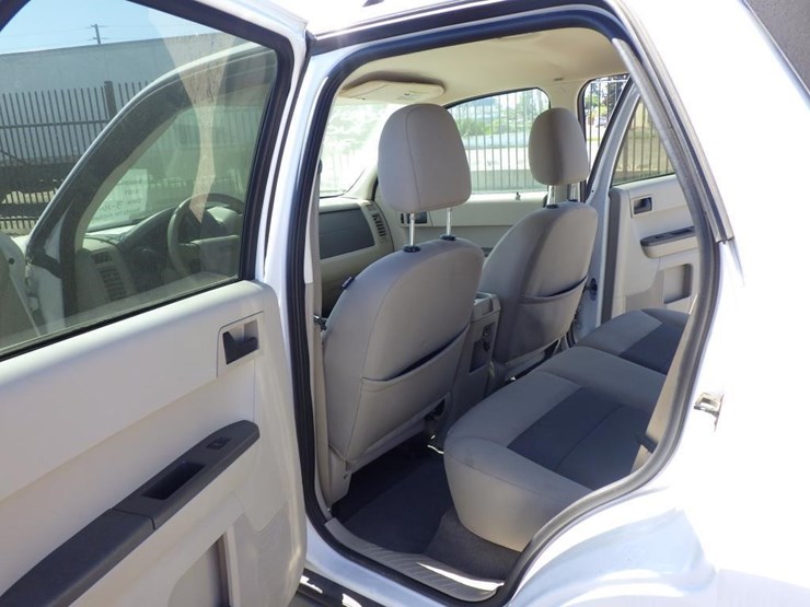 2008-ford-escape-image-7