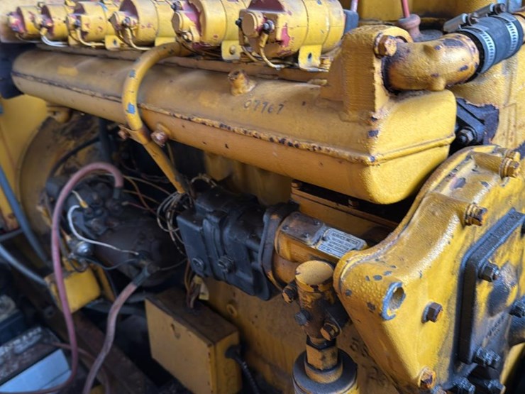 #255-•-cat-genset-image-16