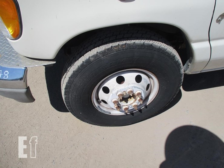 1992-ford-e350-image-24