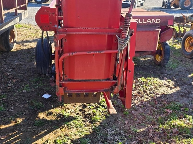 new-holland-310-image-18