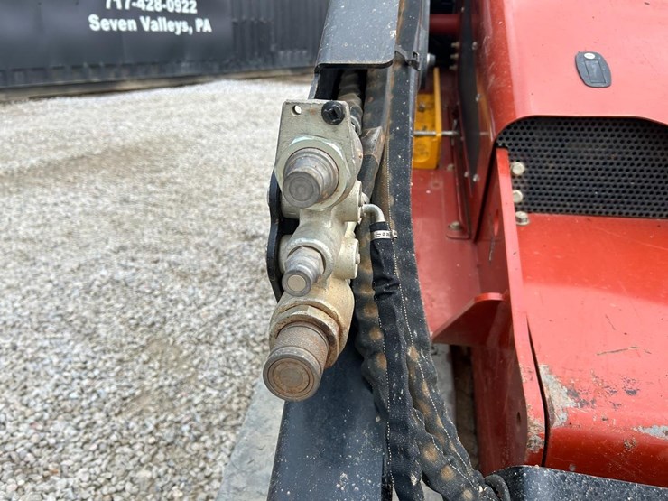 2021-ditch-witch-sk3000-image-12