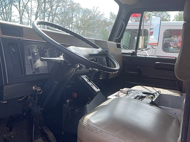 1993-international-4900-image-13