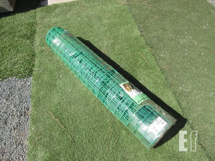4'-x-98'-vinyl-coated-lawn-fence-roll-image-1