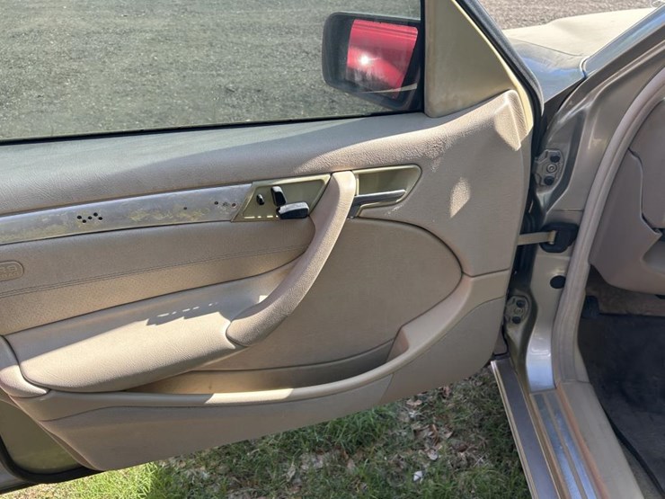 #123-•-1999-mercedes-benz-image-11