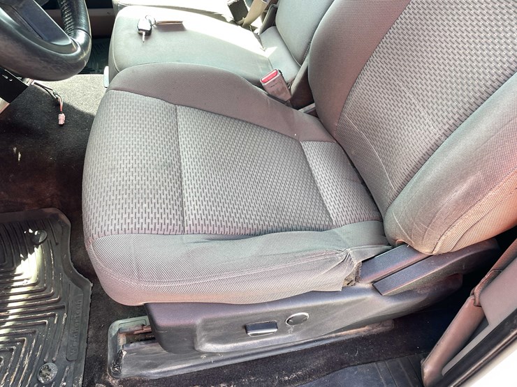 #5673-•-2015-f150-xlt-4x4-extended-cab-(has-wi-title)-image-50