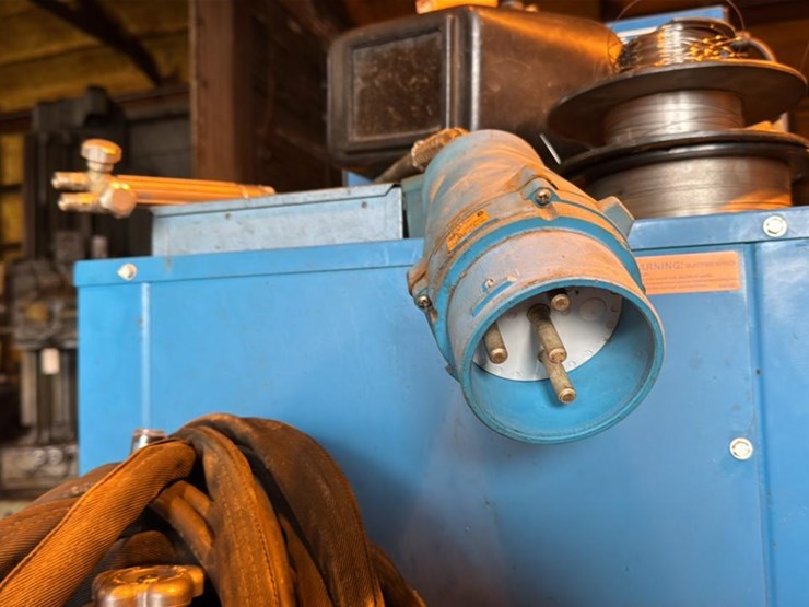 #250-•-miller-welder-image-17