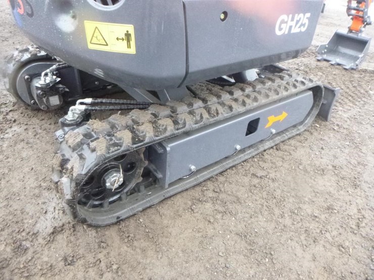 aboss-gh25-hydraulic-excavator-image-27