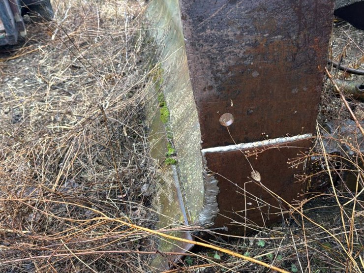 international-125c-image-19