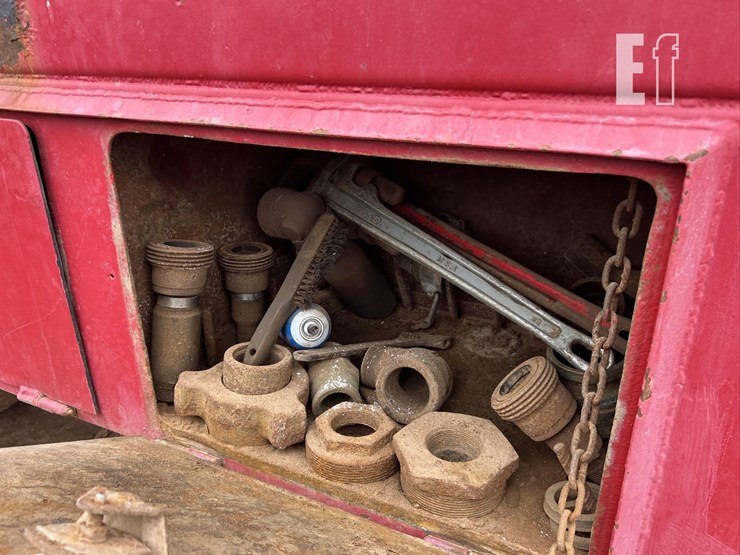 2004-peterbilt-357-image-21