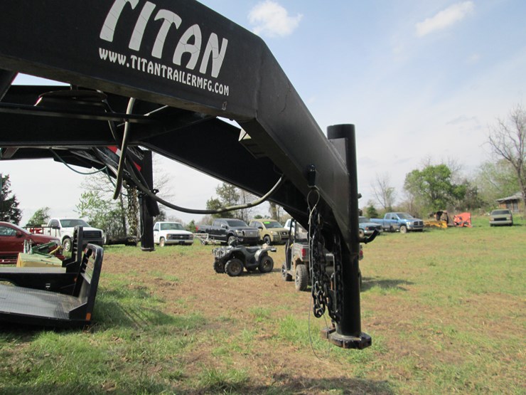 2012-titan-20-image-14