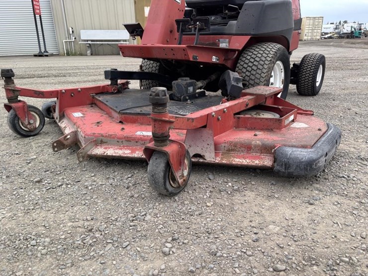 2011-toro-groundsmaster3280d-image-9