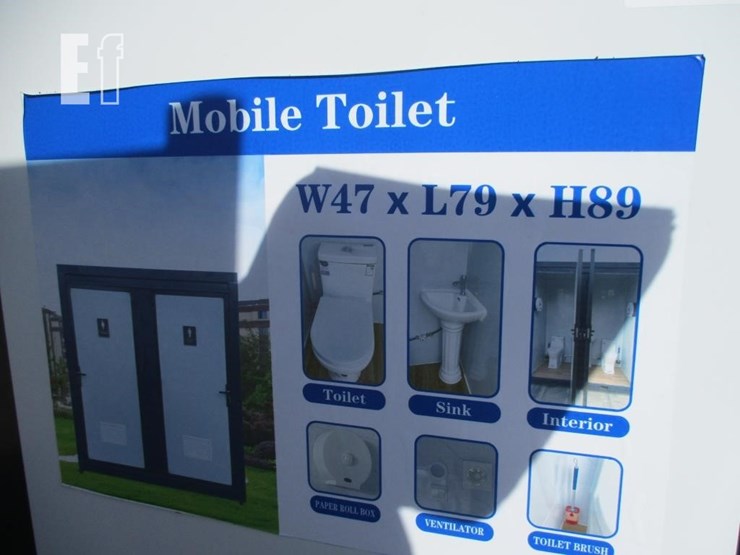 47"-x-86"-x-85"-double-stall-bathroom-image-20