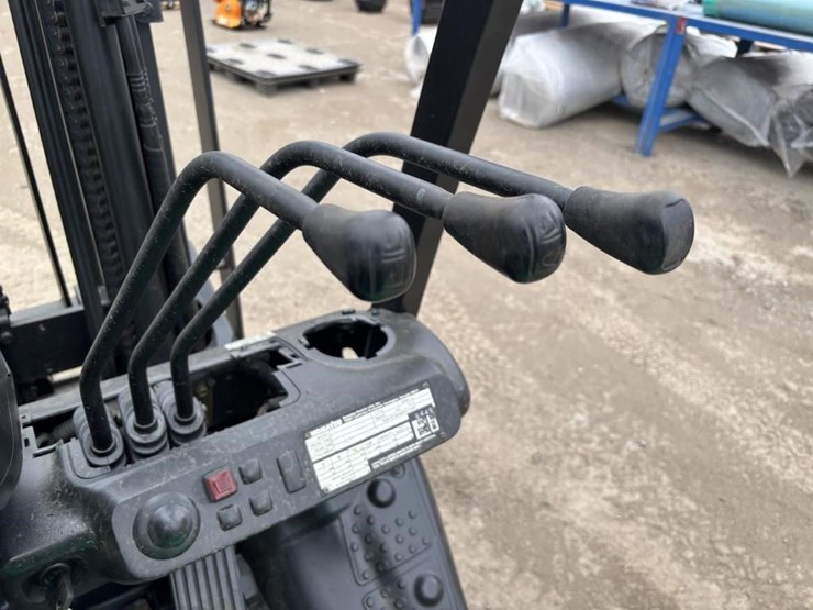 2006-komatsu-fg25sht-16-image-25