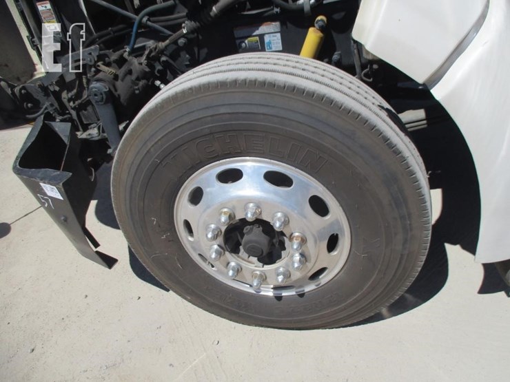 2012-peterbilt-386-image-22