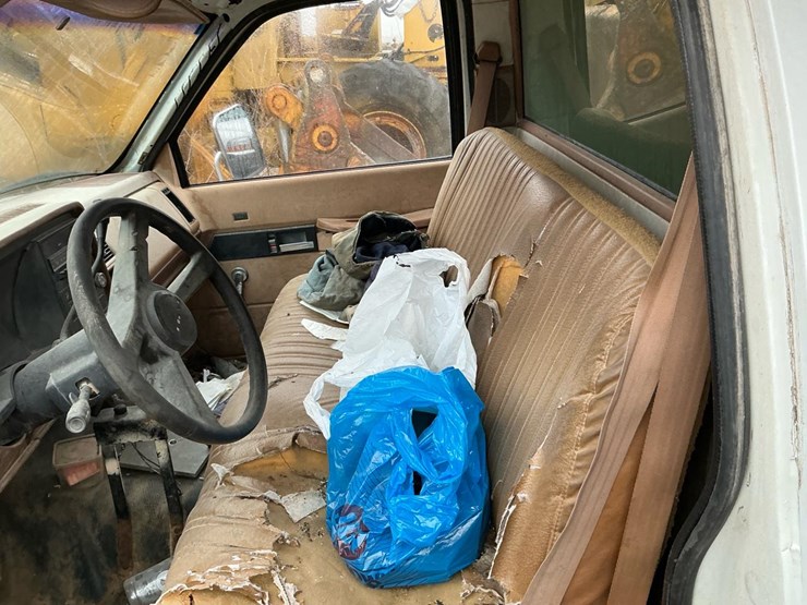 1991-chevrolet-cheyenne-3500-image-29