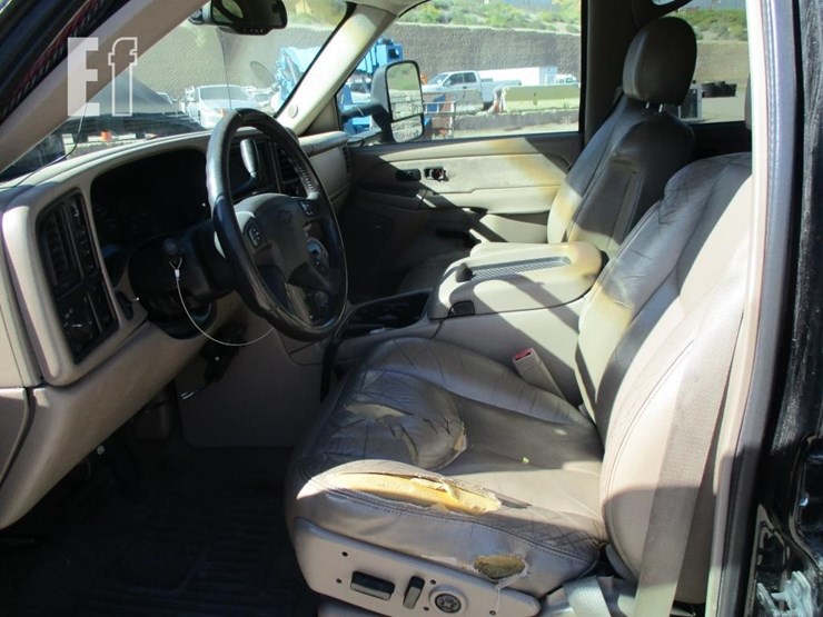 2003-chevrolet-3500-image-6