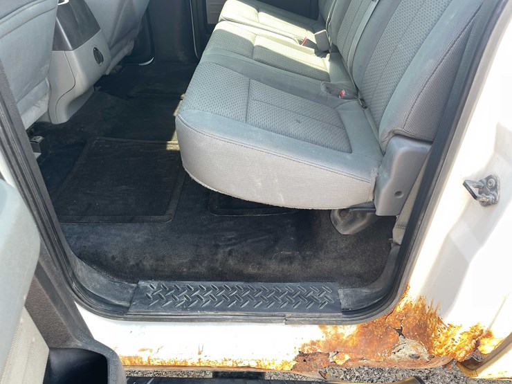 #5671-•-2012-f150-xlt-4x4-crew-cab-(has-wi-title)-image-31