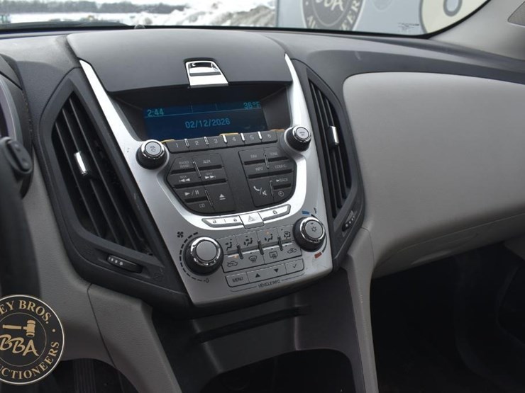 2010-chevrolet-equinox-ls-image-56