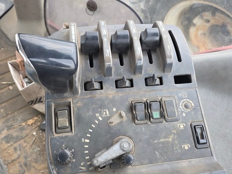 case-ih-mx220-image-51