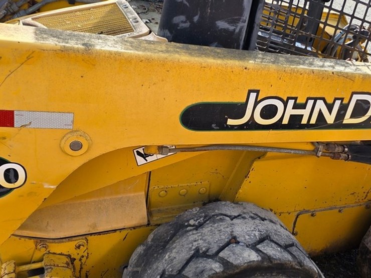 john-deere-270-image-12