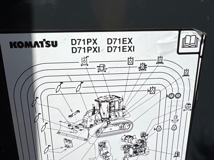 2021-komatsu-d71px-24-image-18