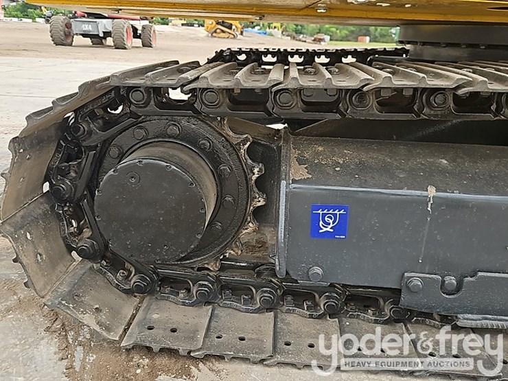 2016-komatsu-pc56-7-image-9