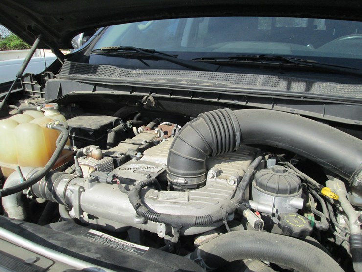 2016-nissan-titan-image-20