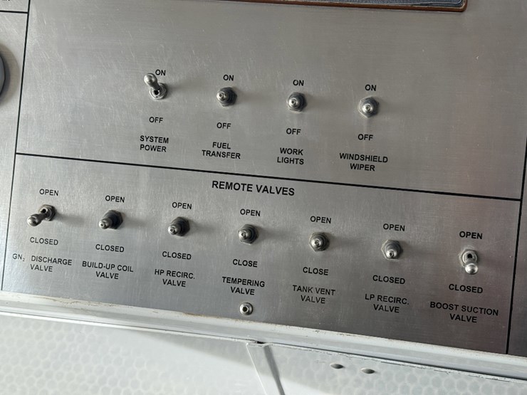 2011-cs&p-180k-scfh-10k-wp-nitrogen-pumper-mtd-on-2011-loadcraft-t/a-trailer-image-26