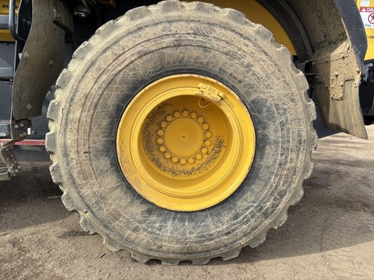 komatsu-wa380-8-image-19