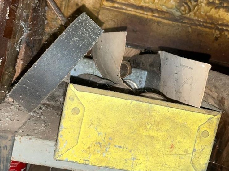 #231-•-parts-shelf-and-contents-image-48