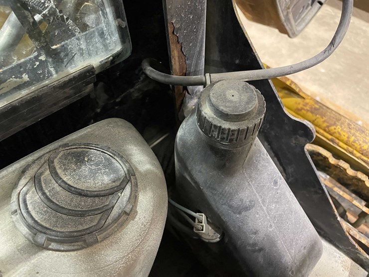 2012-caterpillar-226b3-image-54