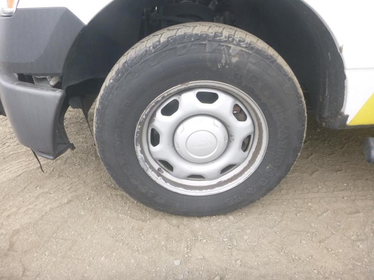 2013-ford-f150-image-12