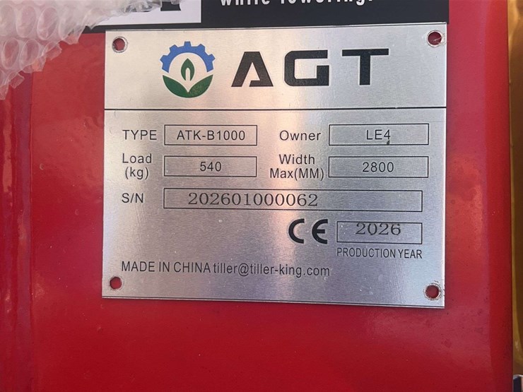 2026-agt-atk-b1000-two-post-lift-image-3