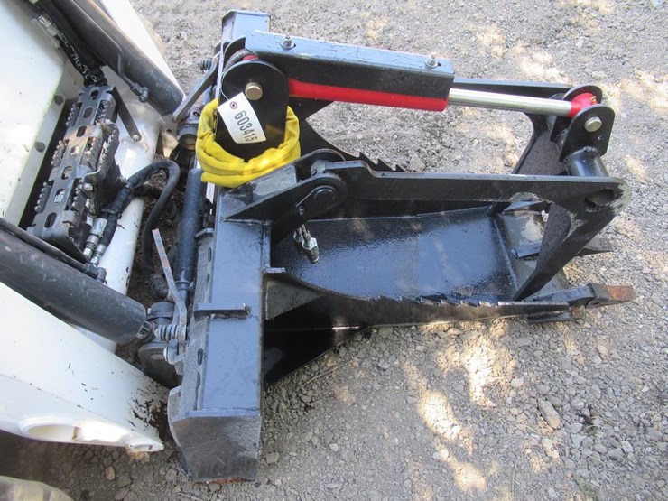 wildcat-skid-steer-ditching-bucket-grapple-image-5