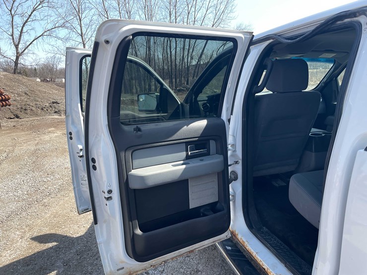 #5671-•-2012-f150-xlt-4x4-crew-cab-(has-wi-title)-image-30