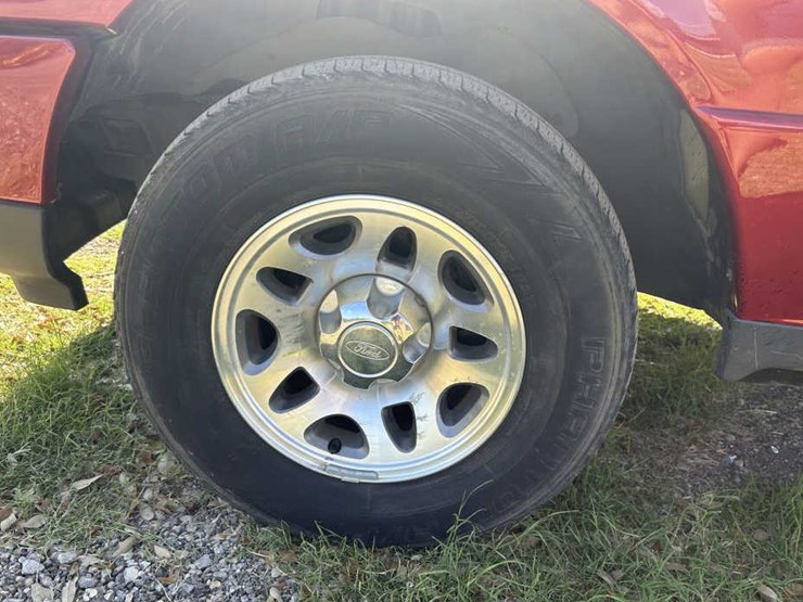 2011-ford-ranger-image-13