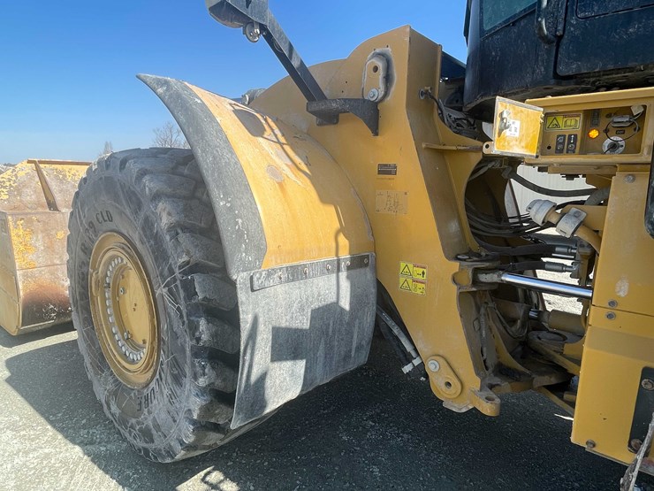 caterpillar-982m-image-41