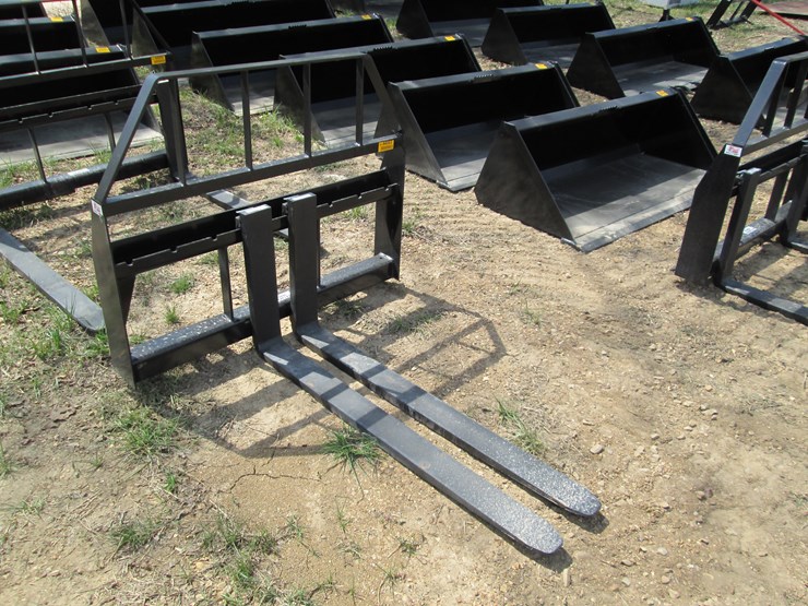 #44063-•-4'-skid-steer-forks-image-2