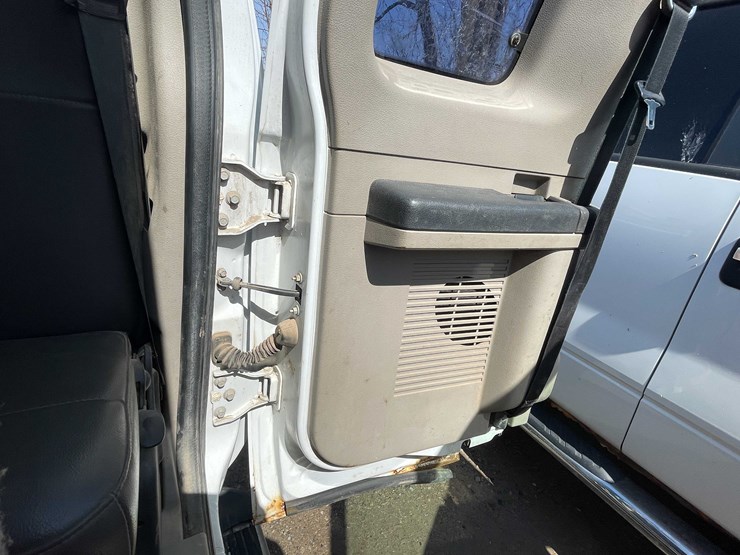 #5672-•-2010-f250-4x4-extended-cab-(has-wi-title)-image-54