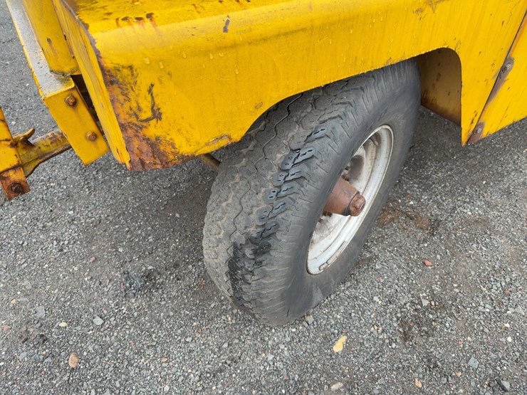 ingersoll-rand-xl750-tow-behind-air-compressor-image-10