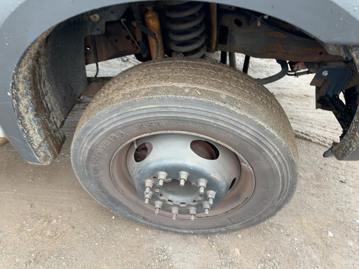 2006-ford-f550-xl-image-8